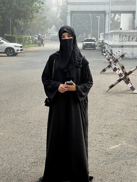 Zimal Elite Dubai Abaya – Front Standing View – Orignal Dubai-made Dubai Abaya – Jilbab.pk
